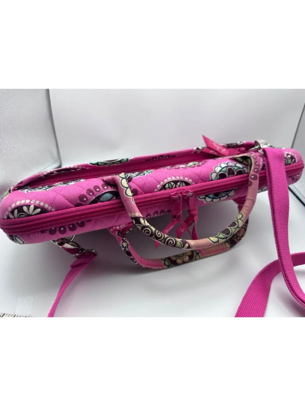 Vera Bradley Cupcakes Pink Circle Floral Quilted Laptop Case Adjustable Strap Ha